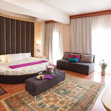 La Piscine Art Hotel, Philian And (adults Only) ホテル スキアトスタウン