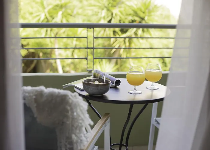 מלון La Piscine Art Hotel, Philian And (adults Only) 5*