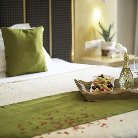 فندق La Piscine Art Hotel, Philian And (adults Only) مدينة سكياثوس