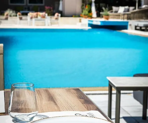La Piscine Art Hotel, Philian And (adults Only) מלון 5*