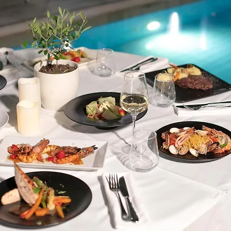 La Piscine Art Hotel, Philian And (adults Only) Ξενοδοχείο Σκιάθος Πόλη