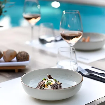 La Piscine Art Hotel, Philian And (adults Only) Ξενοδοχείο Σκιάθος Πόλη